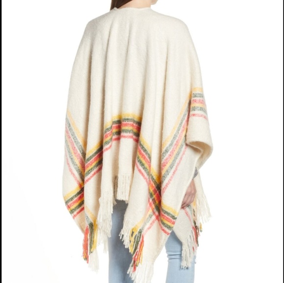 NWT FREE PEOPLE STRIPE FRINGE RUANA - Picture 2 of 2